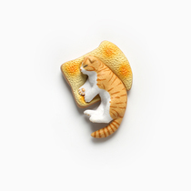 Kitten lying on the bread Cat creative refrigerator sticker magnet magnet magnet magnet Message sticker Decorative magnet