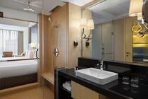 Courtyard by Marriott Shanghai Puxi Deluxe Twin Room