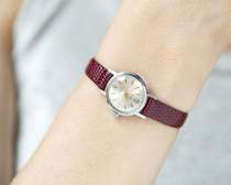 Lithuanian Classic ◇ Ancient 70 s simple silver plate red leather women mechanical watch
