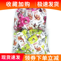 Wenzhou specialty authentic Township girl duck claws crispy duck palm Hi HaiLa spicy duck palm snack food