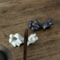 Jingdezhen hand-made white Taihu stone ceramic small piece creative pen frame chopsticks chopsticks cup tea ceramic piece