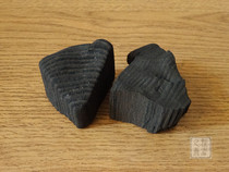 Japanese Hayao charcoal Shizuoka charcoal (middle coating and upper coating grinding used) glued lacquered surface lacquer painting material