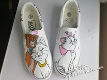 No. 28 (Xiaoan hand-painted) (Mary Cats Dulis Thomas) to create custom canvas shoes