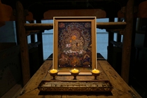 Fine limited edition re-engraved works Regong School Thangka (Treasure Tianwang) table set up in remote areas