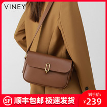 Bag 2021 new womens bag shoulder bag leather small square bag large capacity fashion wild autumn and winter underarm shoulder bag