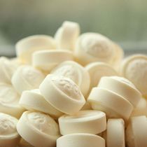 Mongolian Beibei 500g dry eat milk cheese children snacks camel milk milk milk milk containing milk calcium grass raw milk shell separate bag