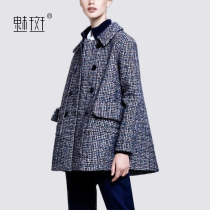 Charm spot retro temperament wool coat womens 2021 winter new long-sleeved double-breasted tweed plaid coat