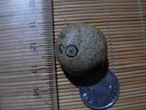 Nine-eyed shale rough stone Eye stone Money stone Pearl to ward off evil spirits to protect the body to spell beads