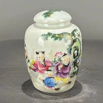 清時代 粉彩 茶葉罐 清時代 粉彩 茶葉罐 清時代 粉彩 茶葉罐（景德镇宝蕴阁