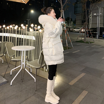 Anti-season high-end white bright face disposable down jacket women 2021 Winter new long hair collar white duck down