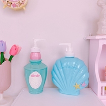 ins Wind swimmer bath bottle girl heart cosmetics bottle perfume bottle shape body milk storage bottle