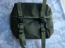 US equipment US to Vietnam dry grain bag glove bag running bag green 600D Oxford cloth