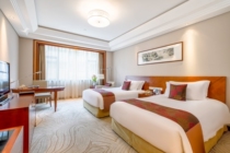Senior double-bed room at the Grand Hotel in Sofitel West Lake in Hangzhou
