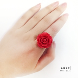 红色朱红花朵戒指夸张玫瑰山茶花指环新娘结婚时尚大气网红女新品